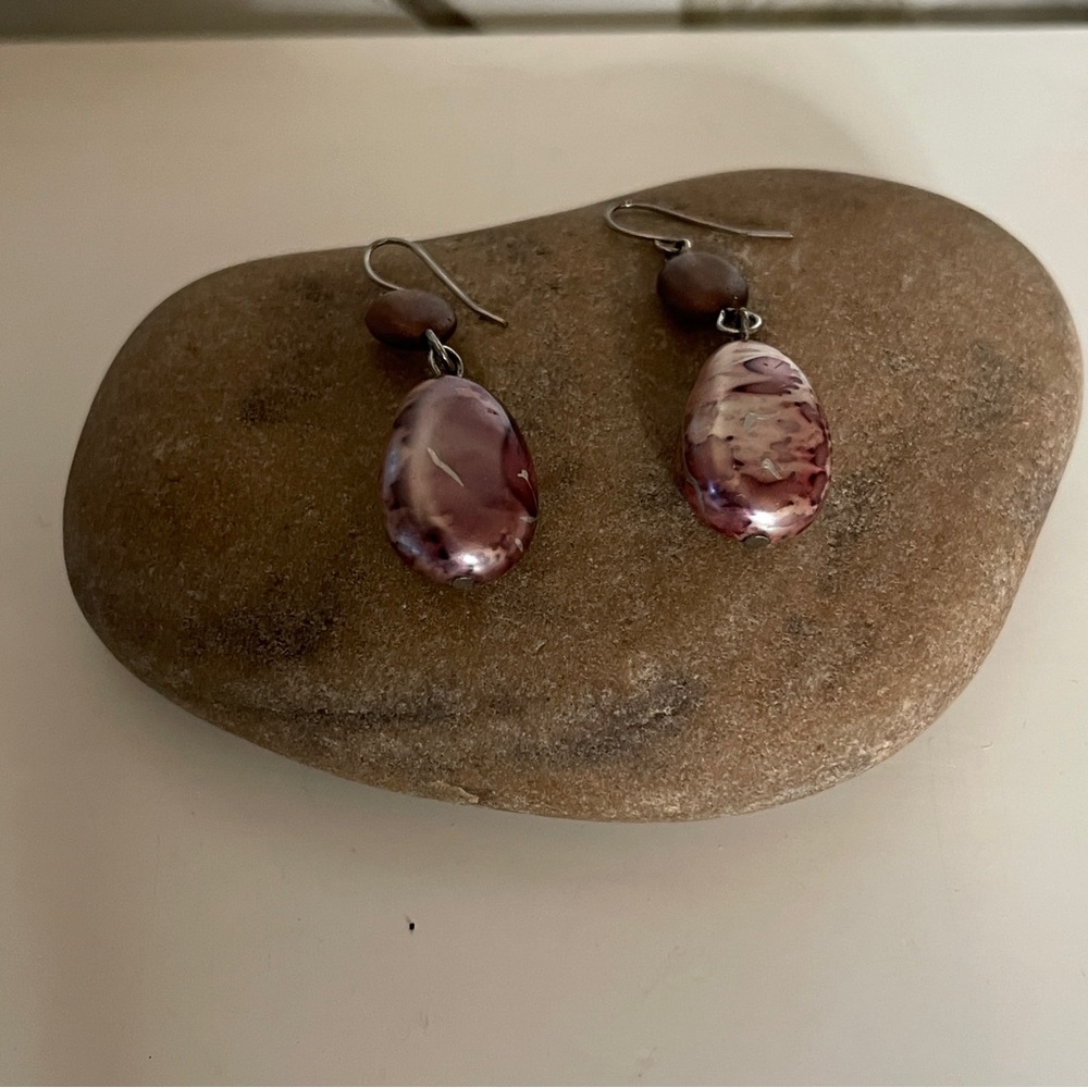 Lightweight earrings. Measuring about 2”. Matte & glossy bronze, silver & mauve